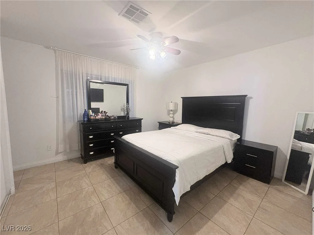 4302 Paramount, Las Vegas, NV 89115