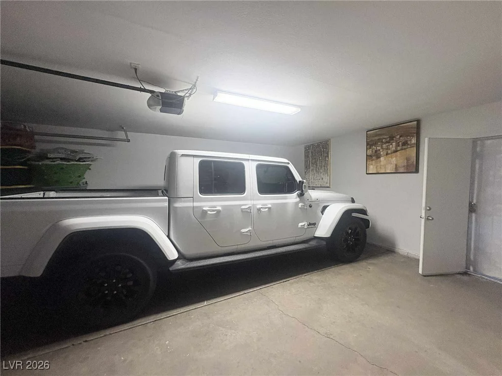4302 Paramount, Las Vegas, NV 89115