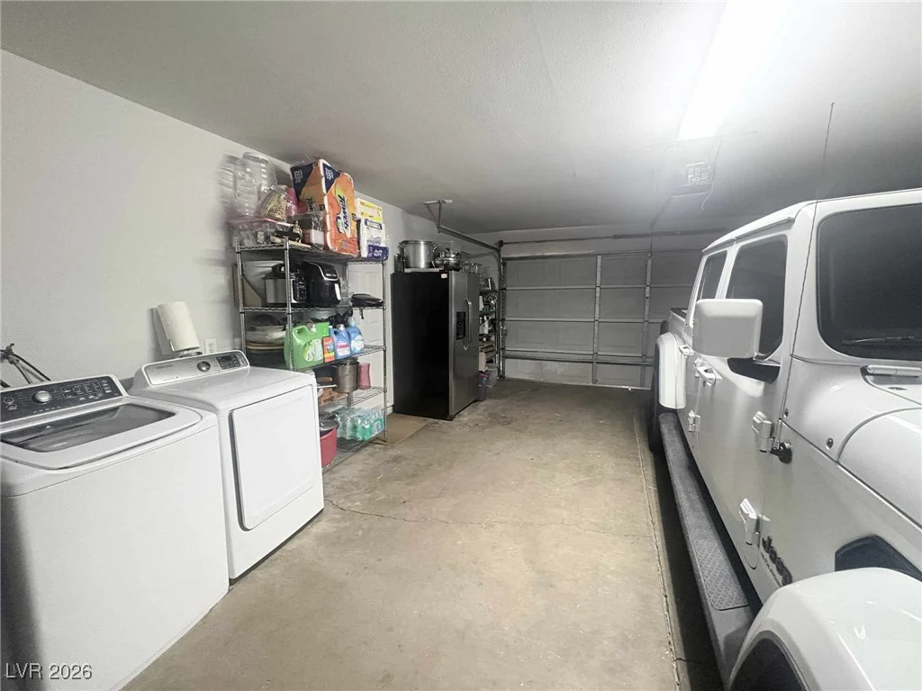4302 Paramount, Las Vegas, NV 89115