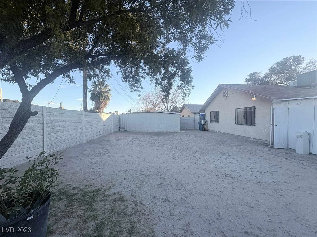 4302 Paramount, Las Vegas, NV 89115