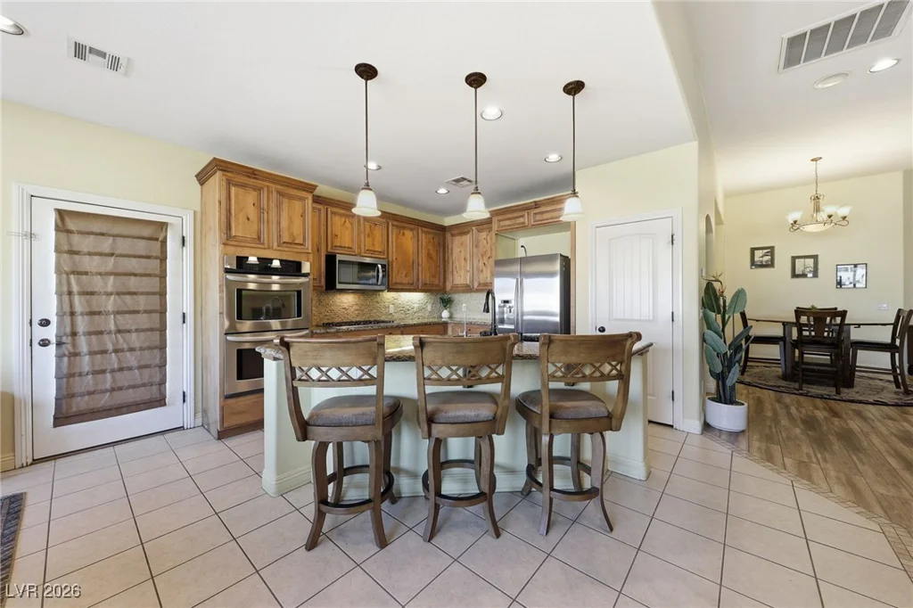 8720 James Raul, Las Vegas, NV 89143