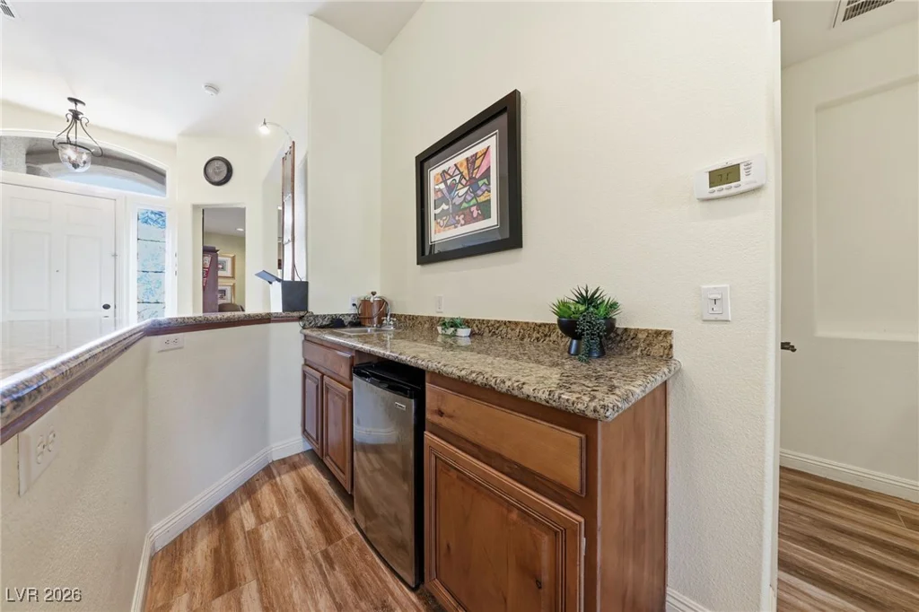 8720 James Raul, Las Vegas, NV 89143