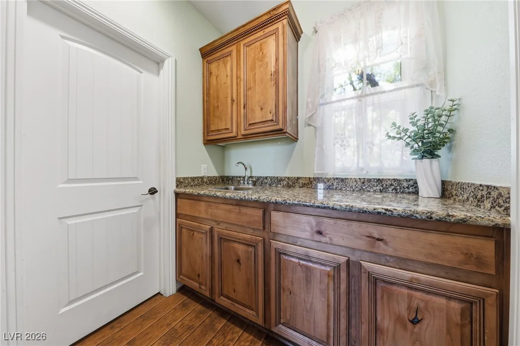 8720 James Raul, Las Vegas, NV 89143