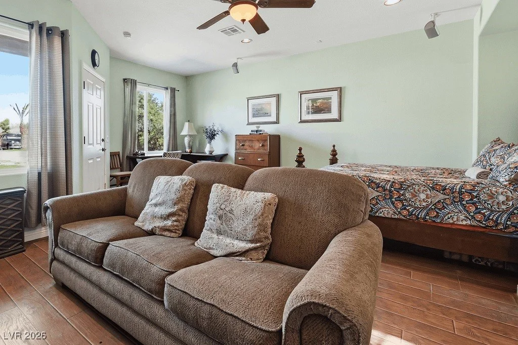8720 James Raul, Las Vegas, NV 89143
