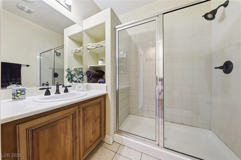 8720 James Raul, Las Vegas, NV 89143