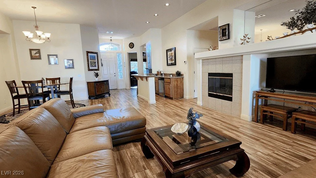 8720 James Raul, Las Vegas, NV 89143