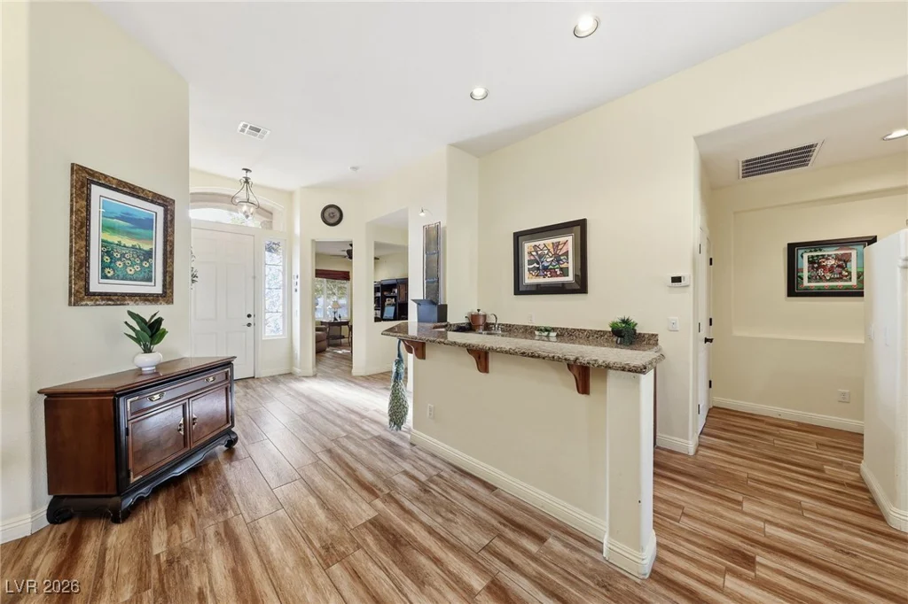 8720 James Raul, Las Vegas, NV 89143
