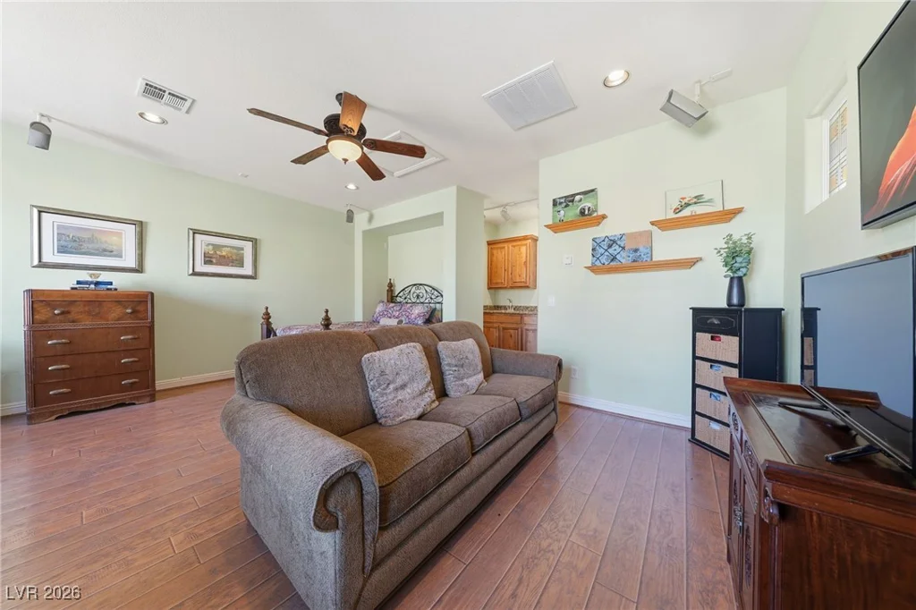 8720 James Raul, Las Vegas, NV 89143