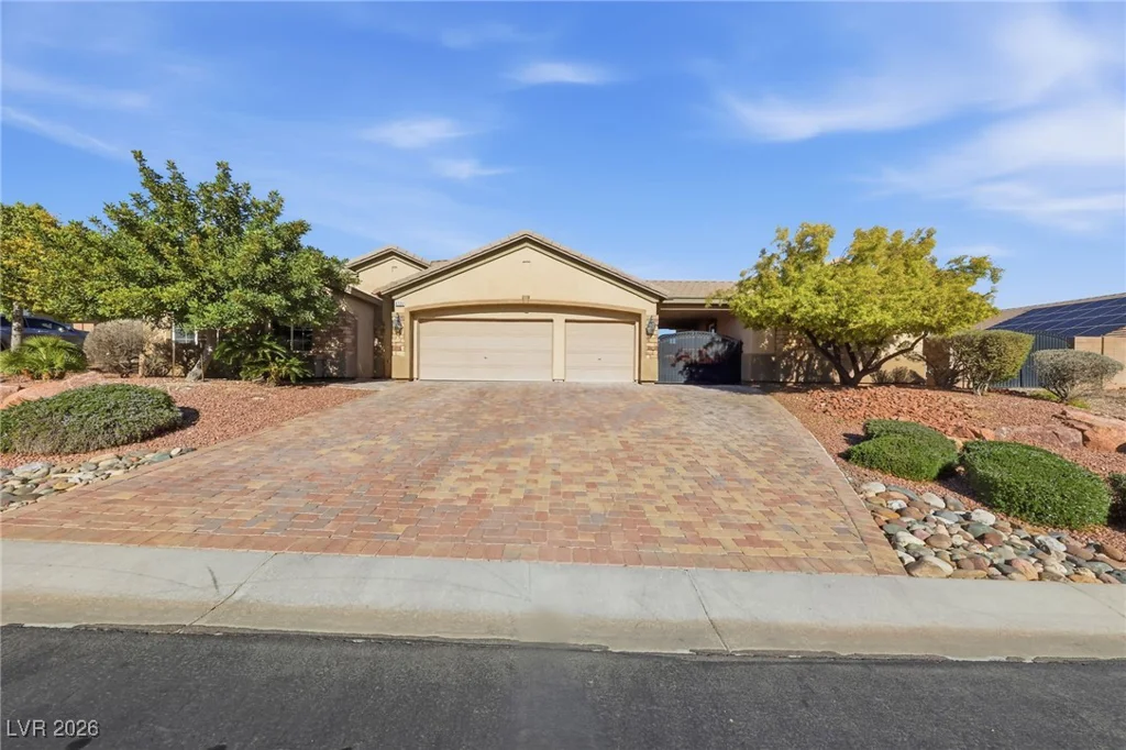 8720 James Raul, Las Vegas, NV 89143