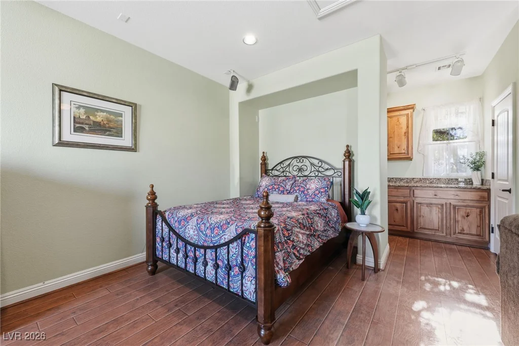 8720 James Raul, Las Vegas, NV 89143