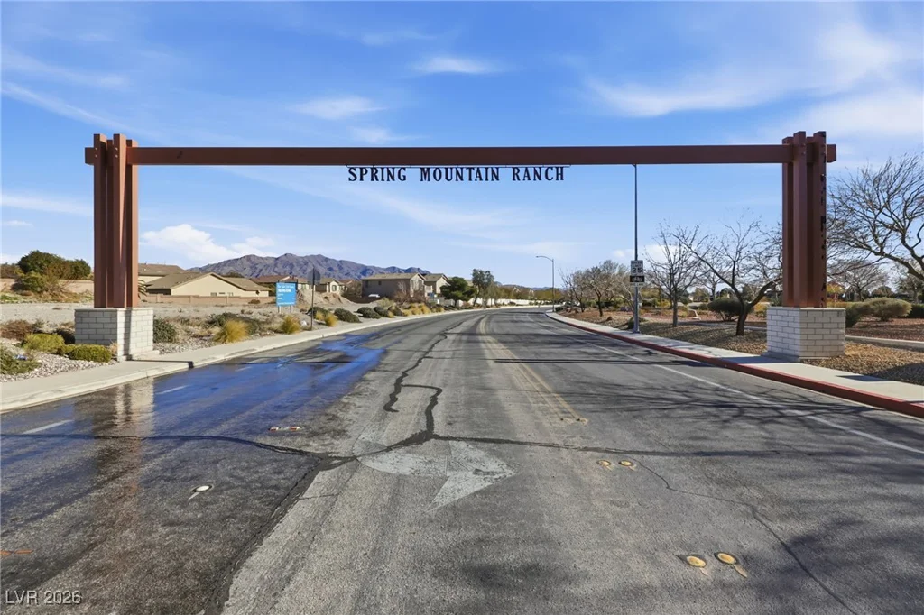 8720 James Raul, Las Vegas, NV 89143