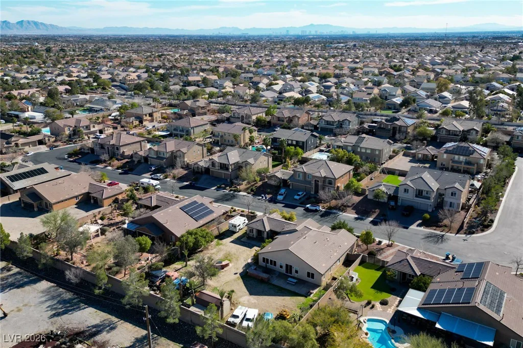 8720 James Raul, Las Vegas, NV 89143