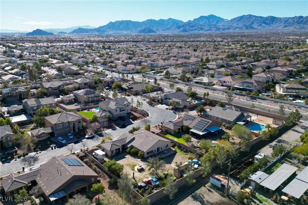 8720 James Raul, Las Vegas, NV 89143