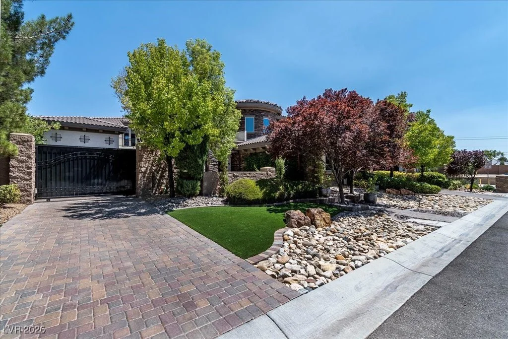 4450 Palisades Canyon, Las Vegas, NV 89129