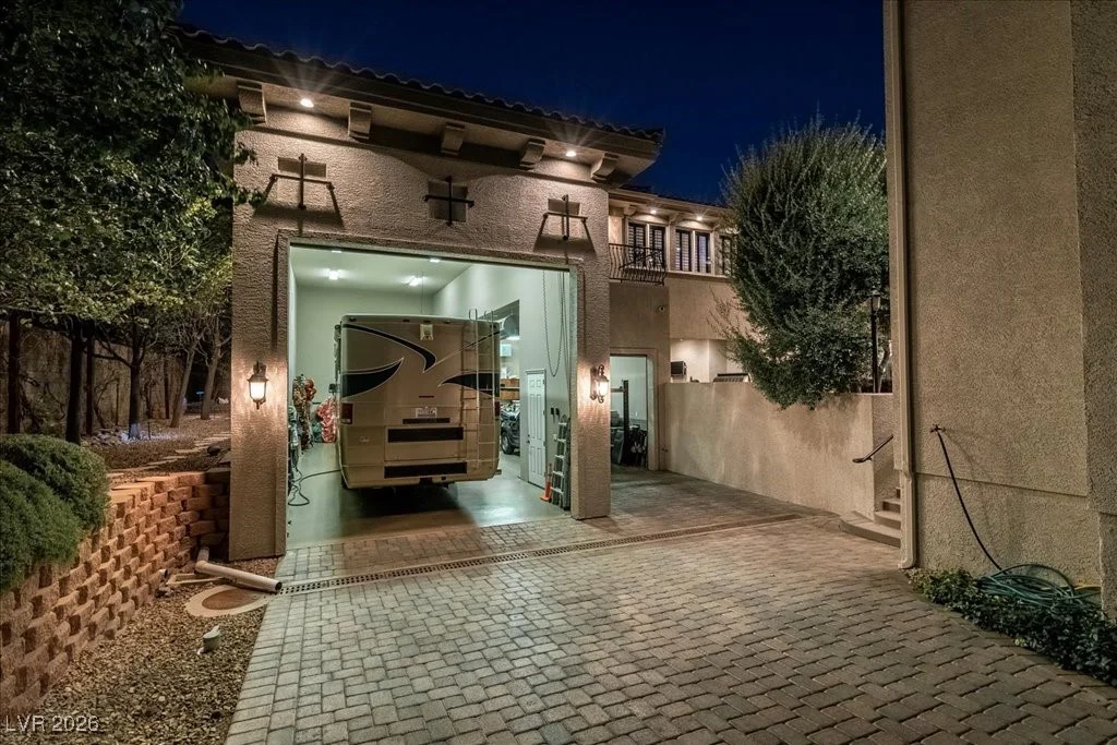 4450 Palisades Canyon, Las Vegas, NV 89129