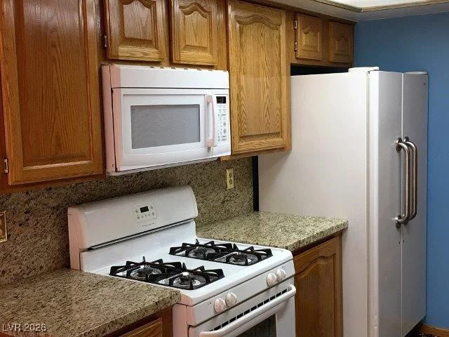 6681 Bubbling Brook, Las Vegas, NV 89107