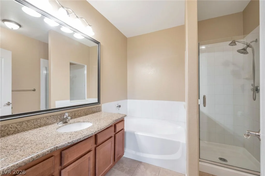 1704 Queen Victoria, Las Vegas, NV 89144