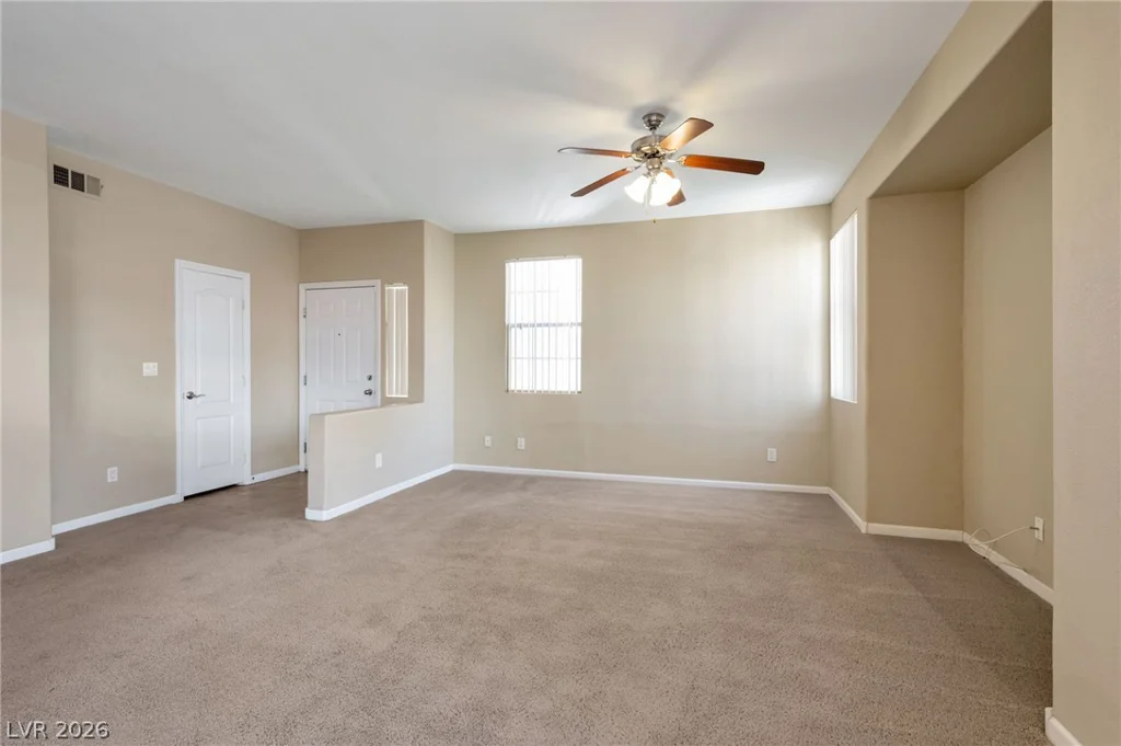 1704 Queen Victoria, Las Vegas, NV 89144