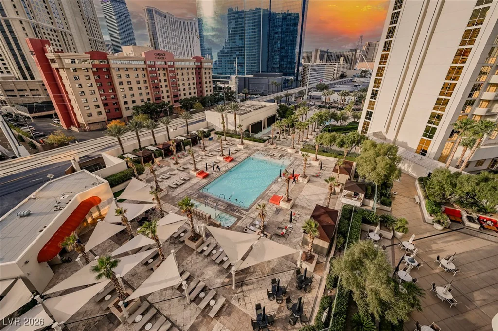 135 HARMON, Las Vegas, NV 89109