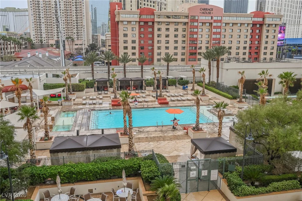 135 HARMON, Las Vegas, NV 89109