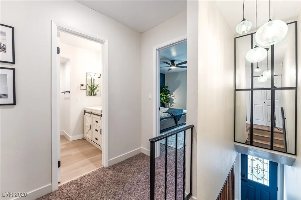 5911 Vegas, Las Vegas, NV 89108