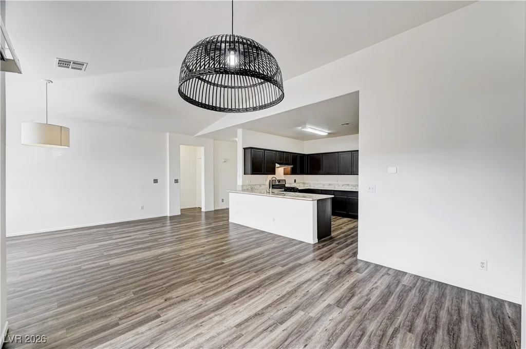 909 Domnus, Las Vegas, NV 89144