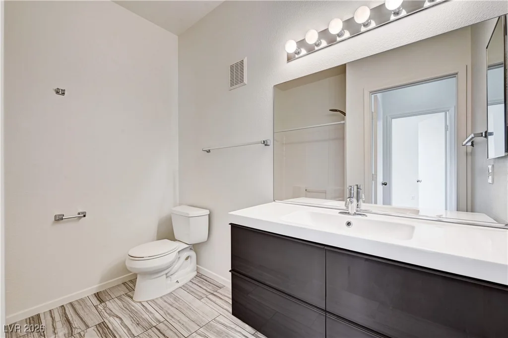 909 Domnus, Las Vegas, NV 89144