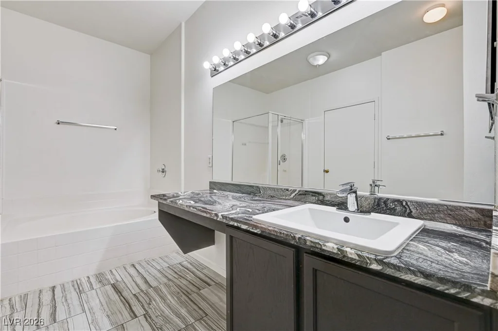 909 Domnus, Las Vegas, NV 89144