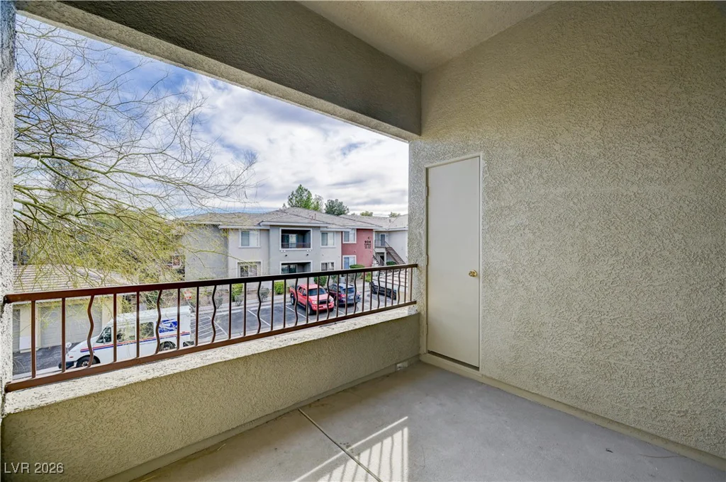 909 Domnus, Las Vegas, NV 89144