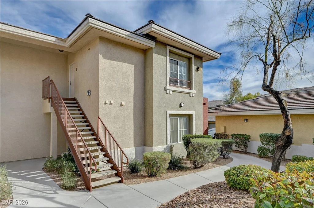 909 Domnus, Las Vegas, NV 89144