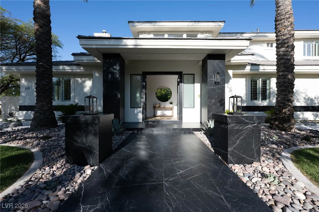 428 Saint Andrews, Las Vegas, NV 89144