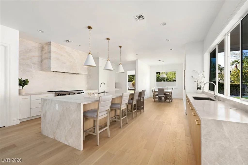 428 Saint Andrews, Las Vegas, NV 89144