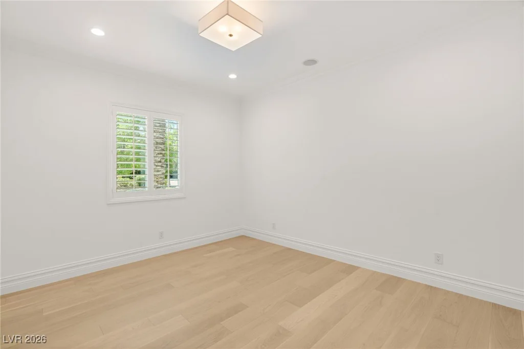 428 Saint Andrews, Las Vegas, NV 89144
