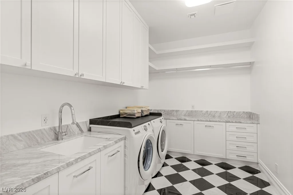 428 Saint Andrews, Las Vegas, NV 89144
