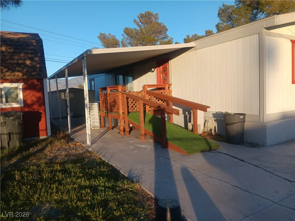 180 Comstock, Pahrump, NV 89048