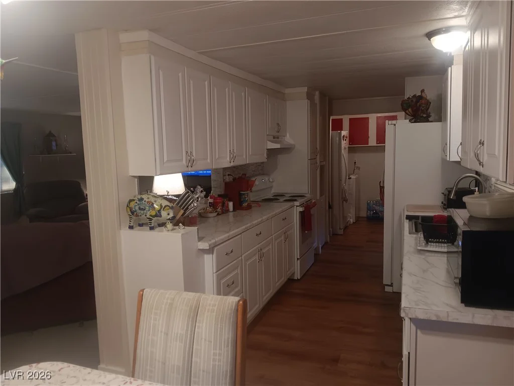 180 Comstock, Pahrump, NV 89048
