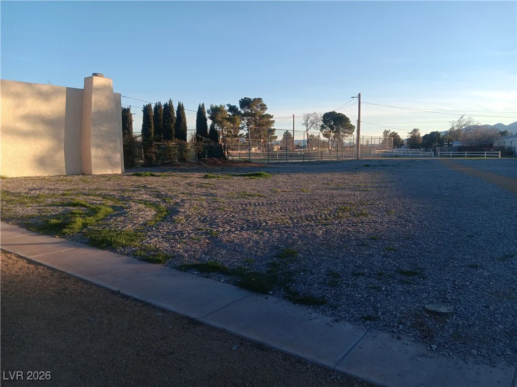 180 Comstock, Pahrump, NV 89048