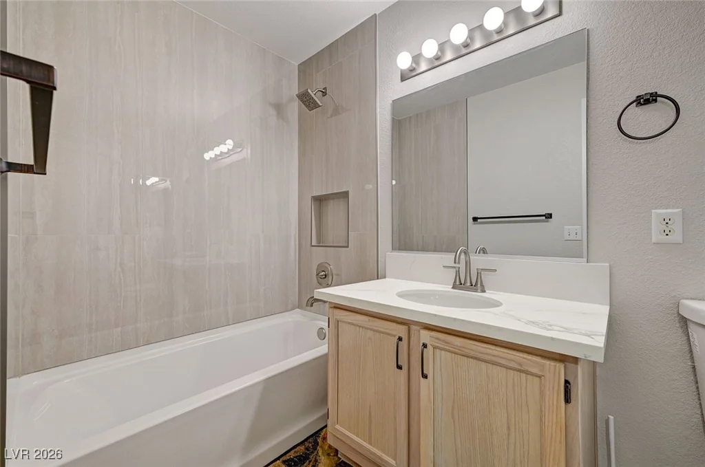 7950 Flamingo, Las Vegas, NV 89147