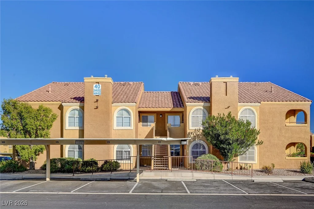 7950 Flamingo, Las Vegas, NV 89147