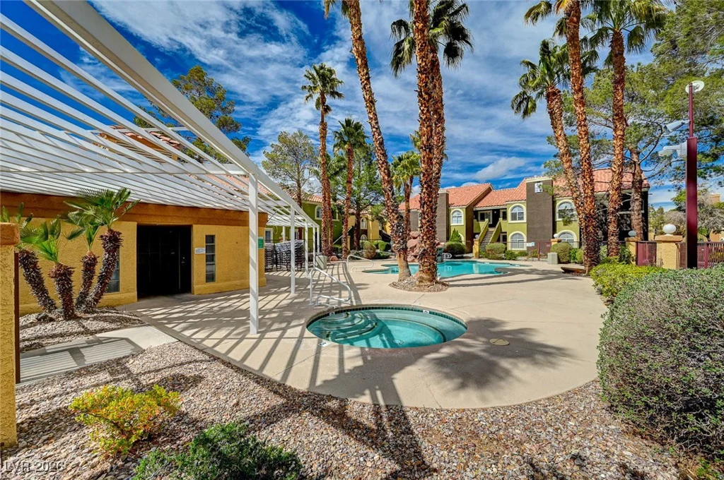 7950 Flamingo, Las Vegas, NV 89147