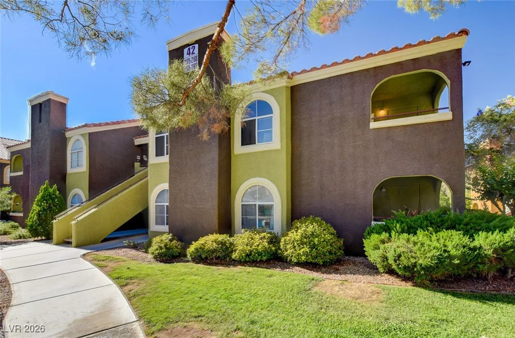 7950 Flamingo, Las Vegas, NV 89147
