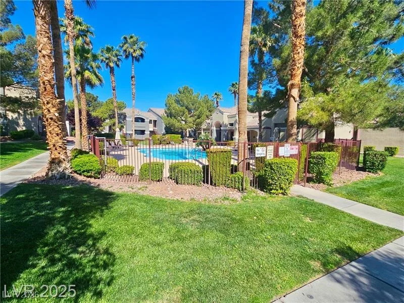 5055 Hacienda, Las Vegas, NV 89118