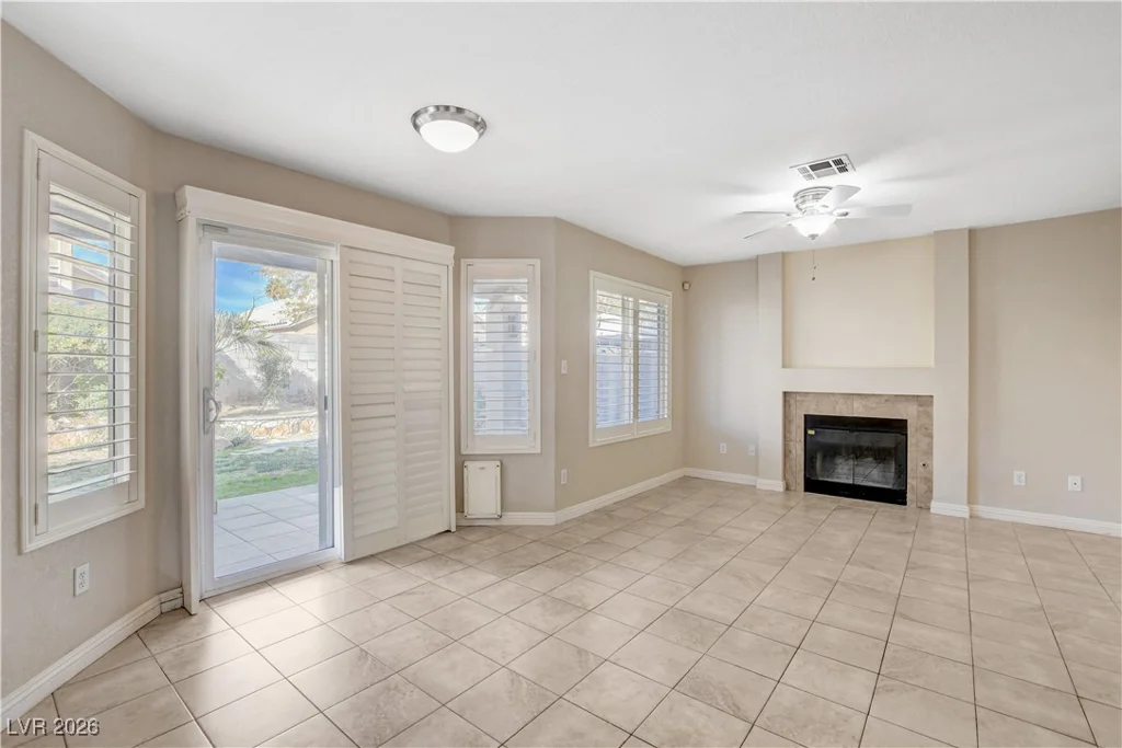 5621 Dawnbreak, Las Vegas, NV 89149
