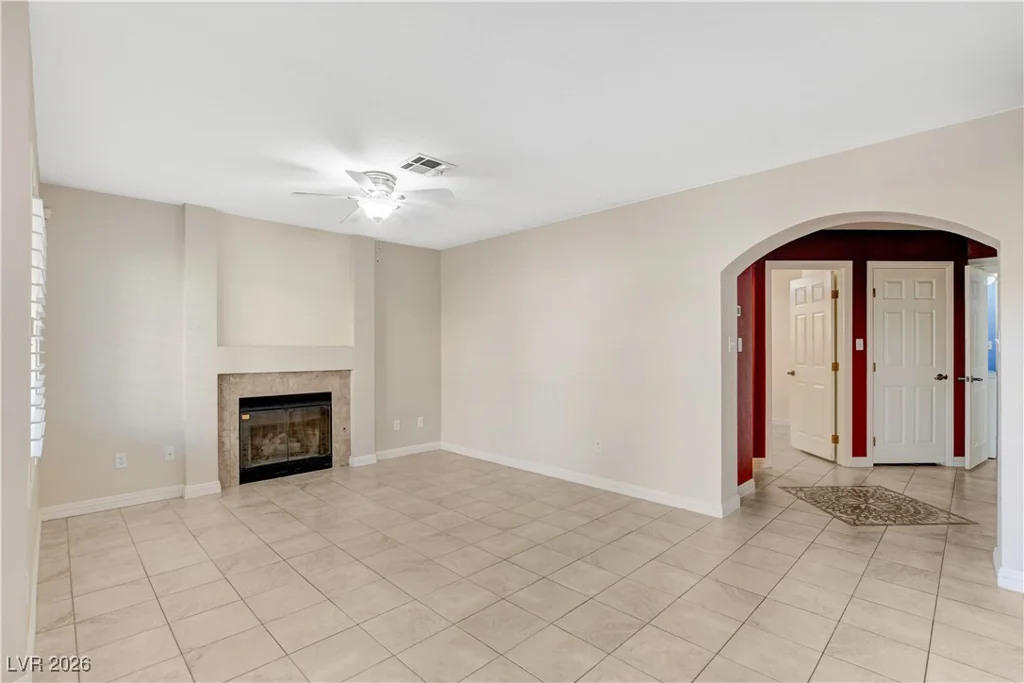 5621 Dawnbreak, Las Vegas, NV 89149
