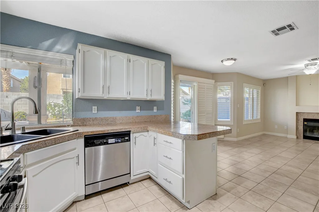 5621 Dawnbreak, Las Vegas, NV 89149