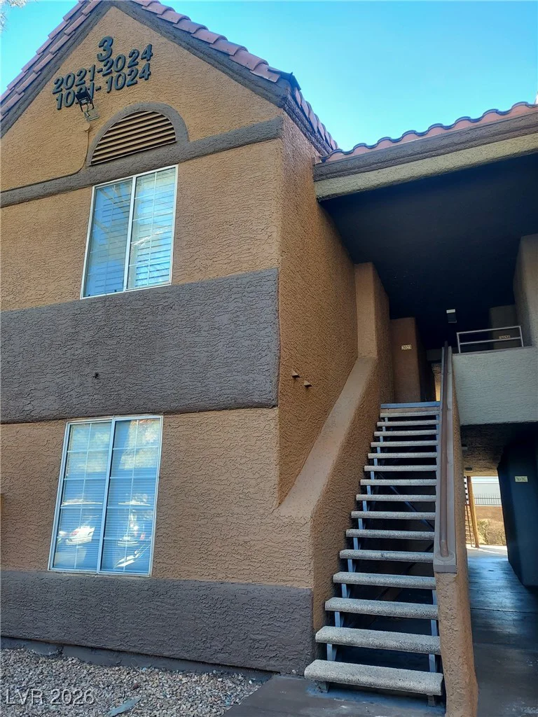 2200 Fort Apache, Las Vegas, NV 89117