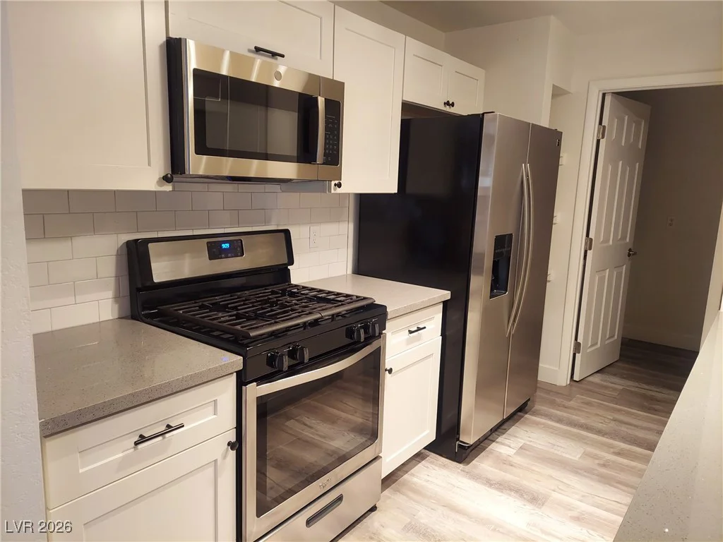 2200 Fort Apache, Las Vegas, NV 89117