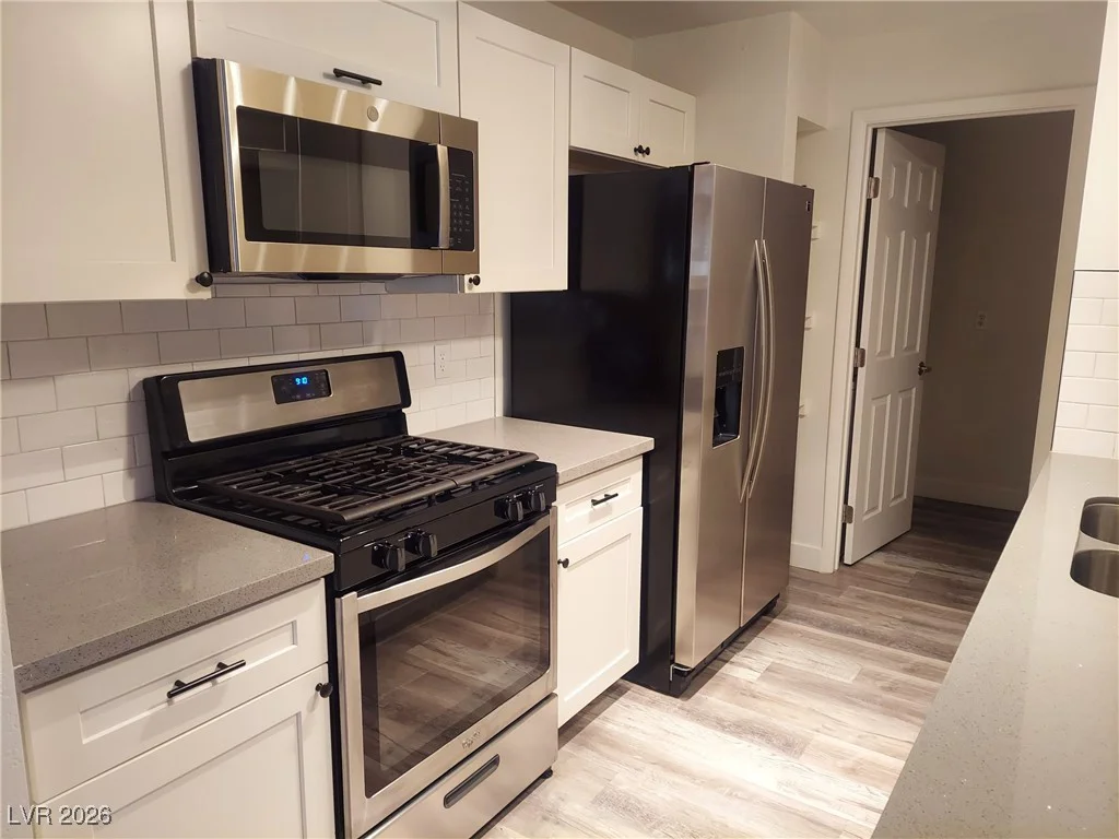 2200 Fort Apache, Las Vegas, NV 89117