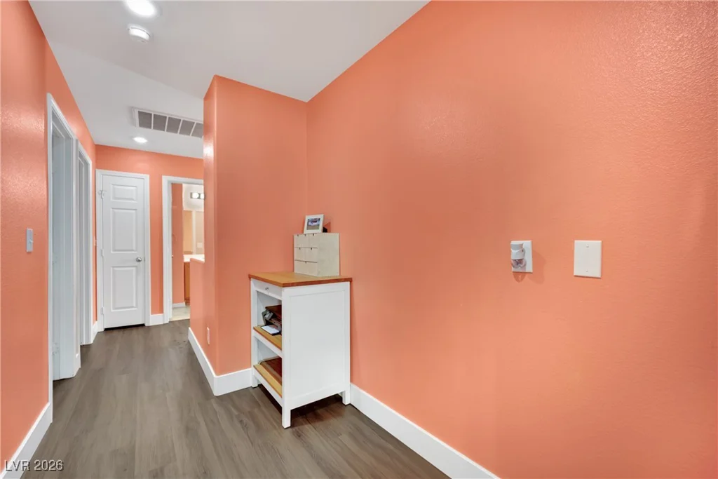 6122 Mountain Hemlock, Las Vegas, NV 89139