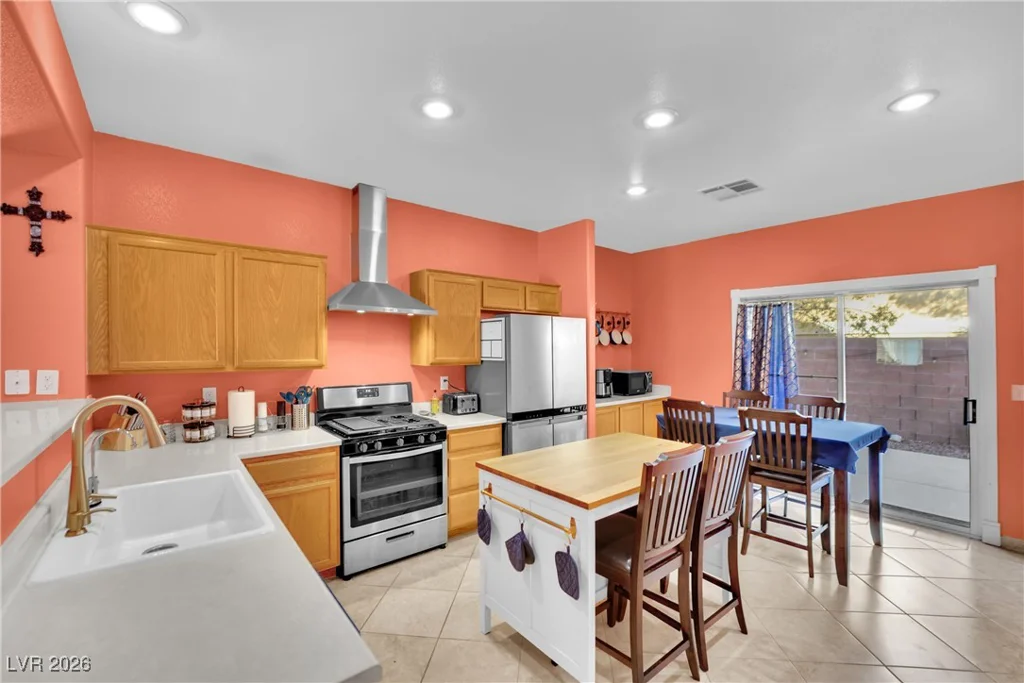6122 Mountain Hemlock, Las Vegas, NV 89139